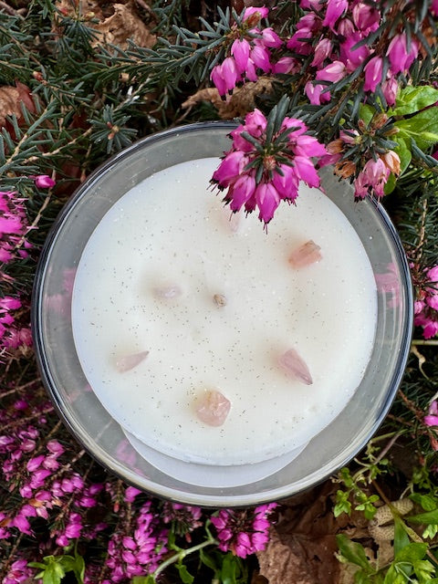 Luxury-love-crystal-manifestation-rose-quartz-4